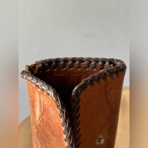 Leather Tooled Key Holder - Picture 7 of 10